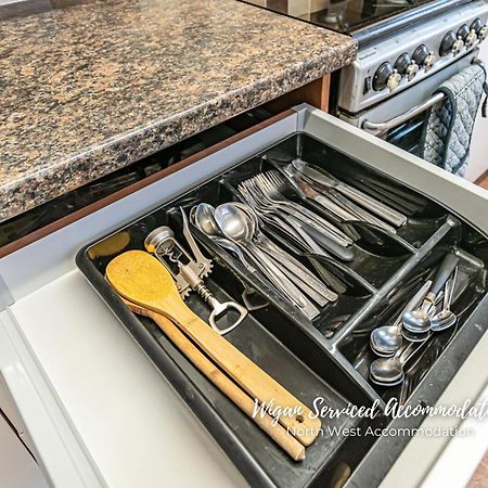 Wigan Serviced Accommodation Экстерьер фото
