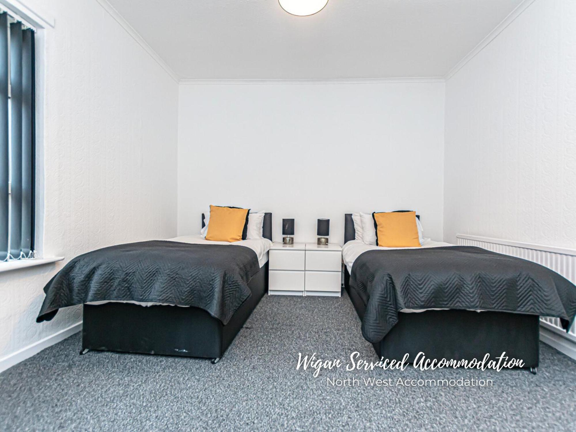 Wigan Serviced Accommodation Экстерьер фото