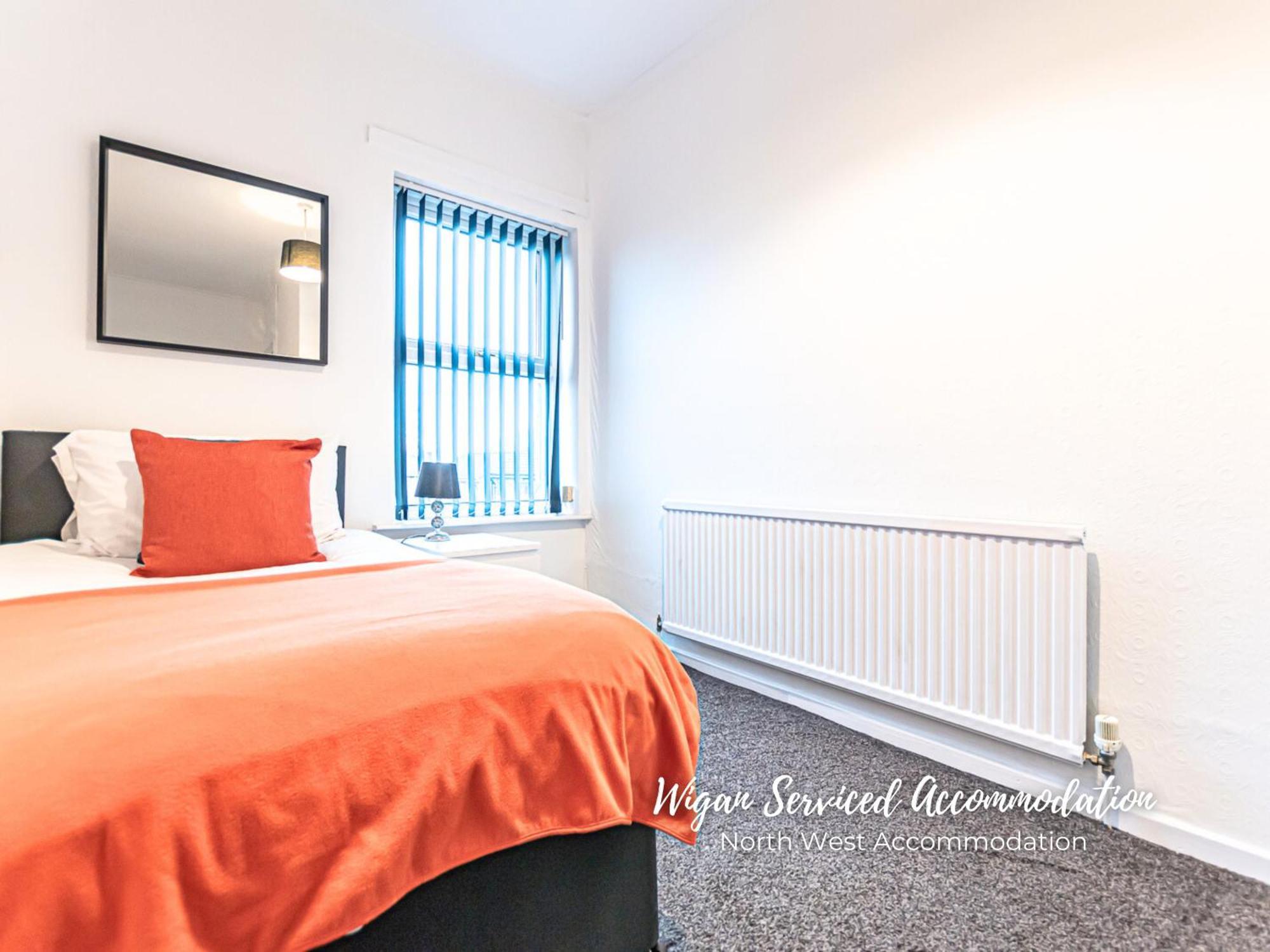 Wigan Serviced Accommodation Экстерьер фото