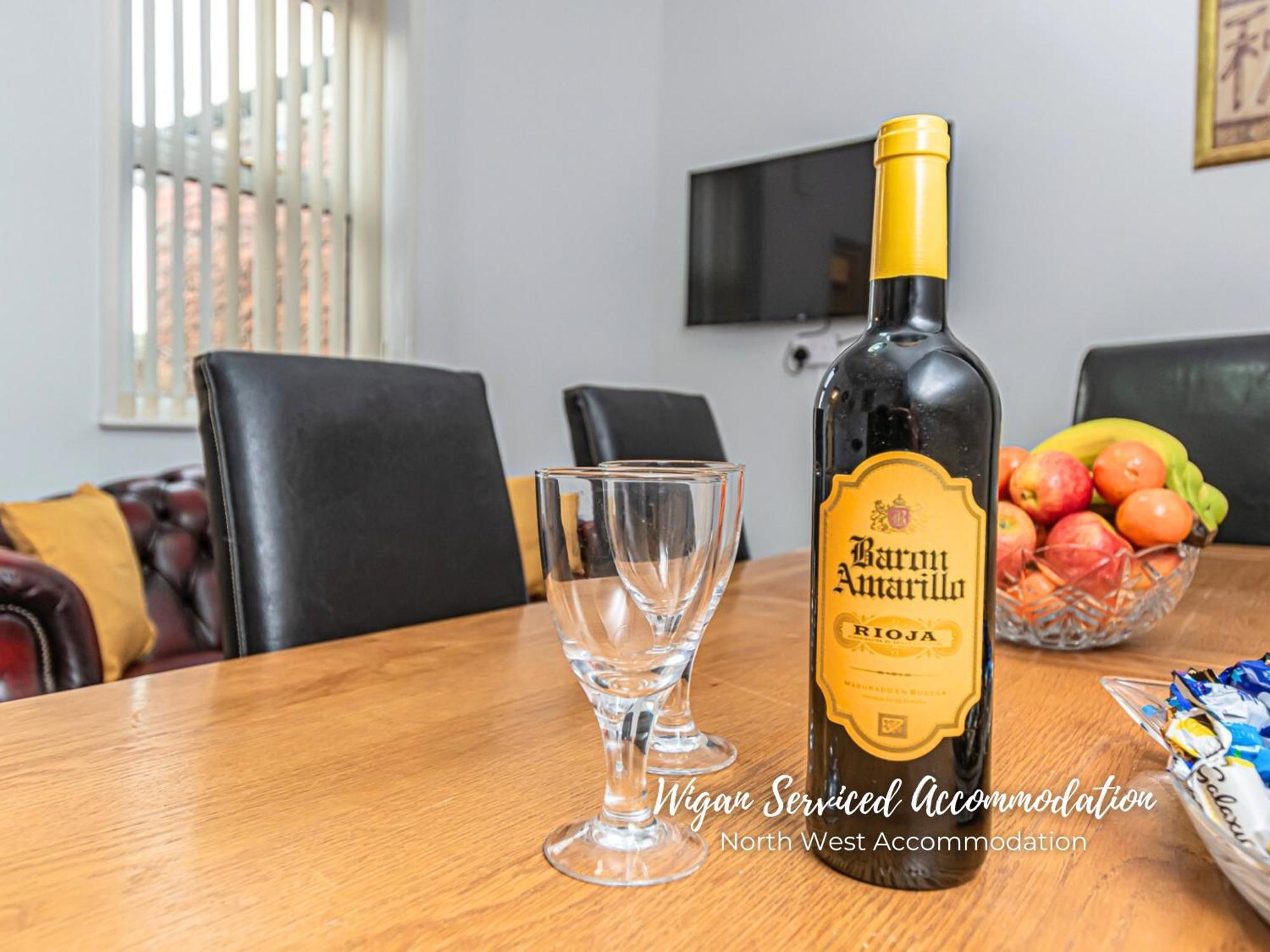 Wigan Serviced Accommodation Экстерьер фото